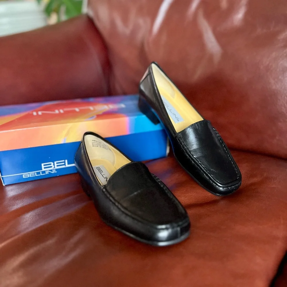 New in Box Vintage Women's Size 7 Bellini Black Leather Flats Loafers